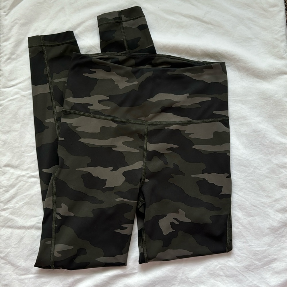 Athleta Ultimate 7/8 Tight XXS